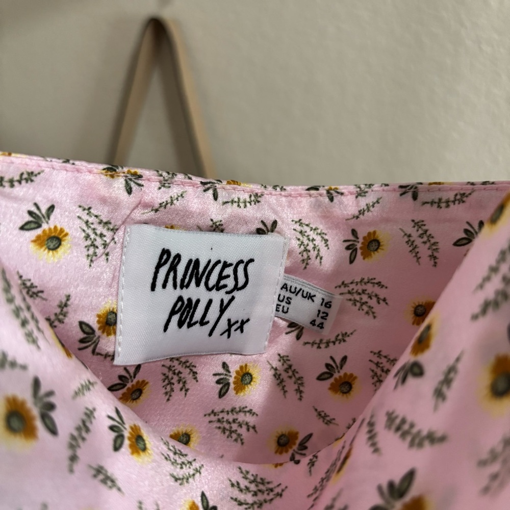 ୨୧ ･ﾟ✧ Princess Polly Satin Dress NWOT - Picture 6 of 6